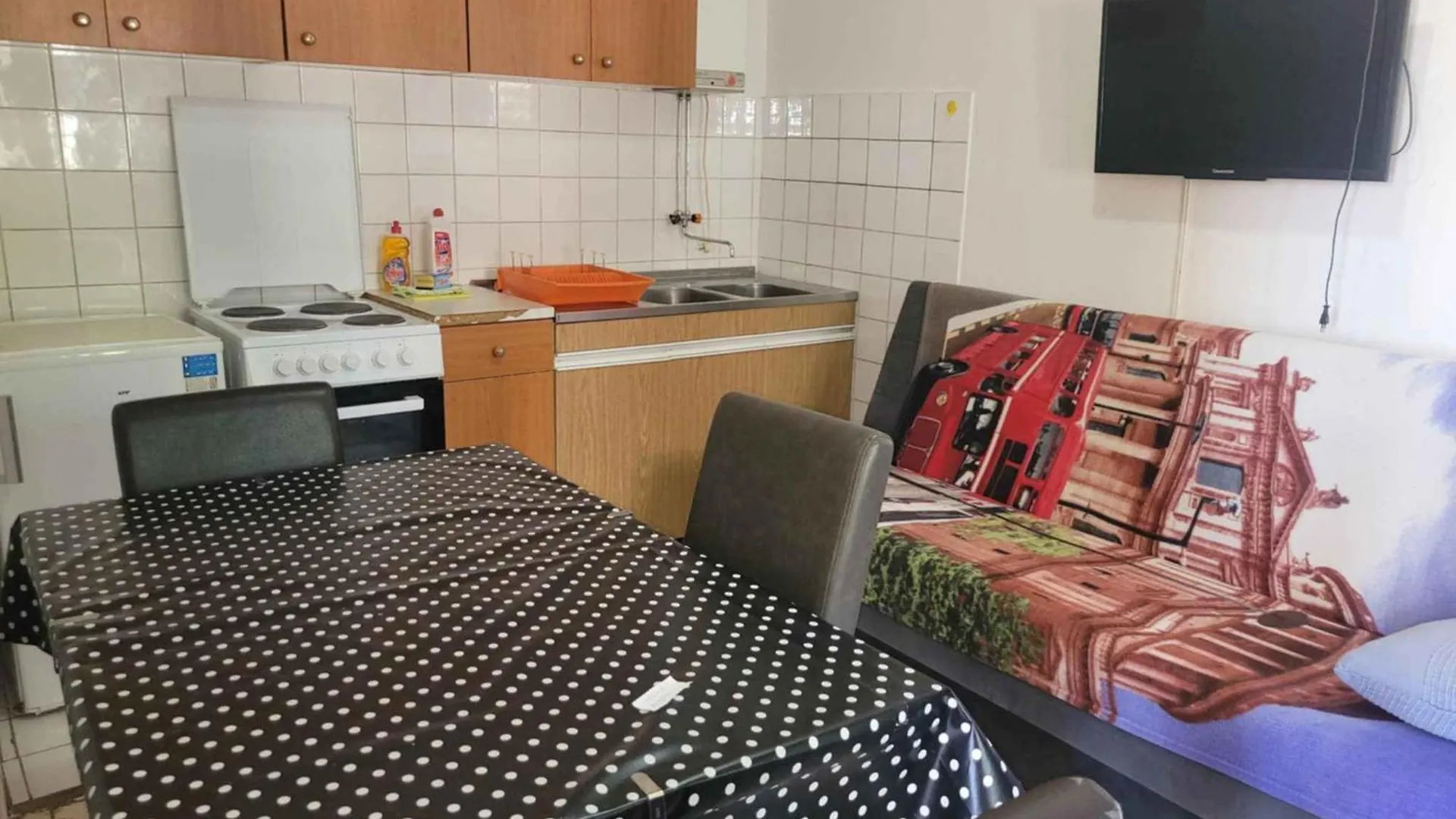 Apartment In Starigrad-Paklenica 6806 Croácia