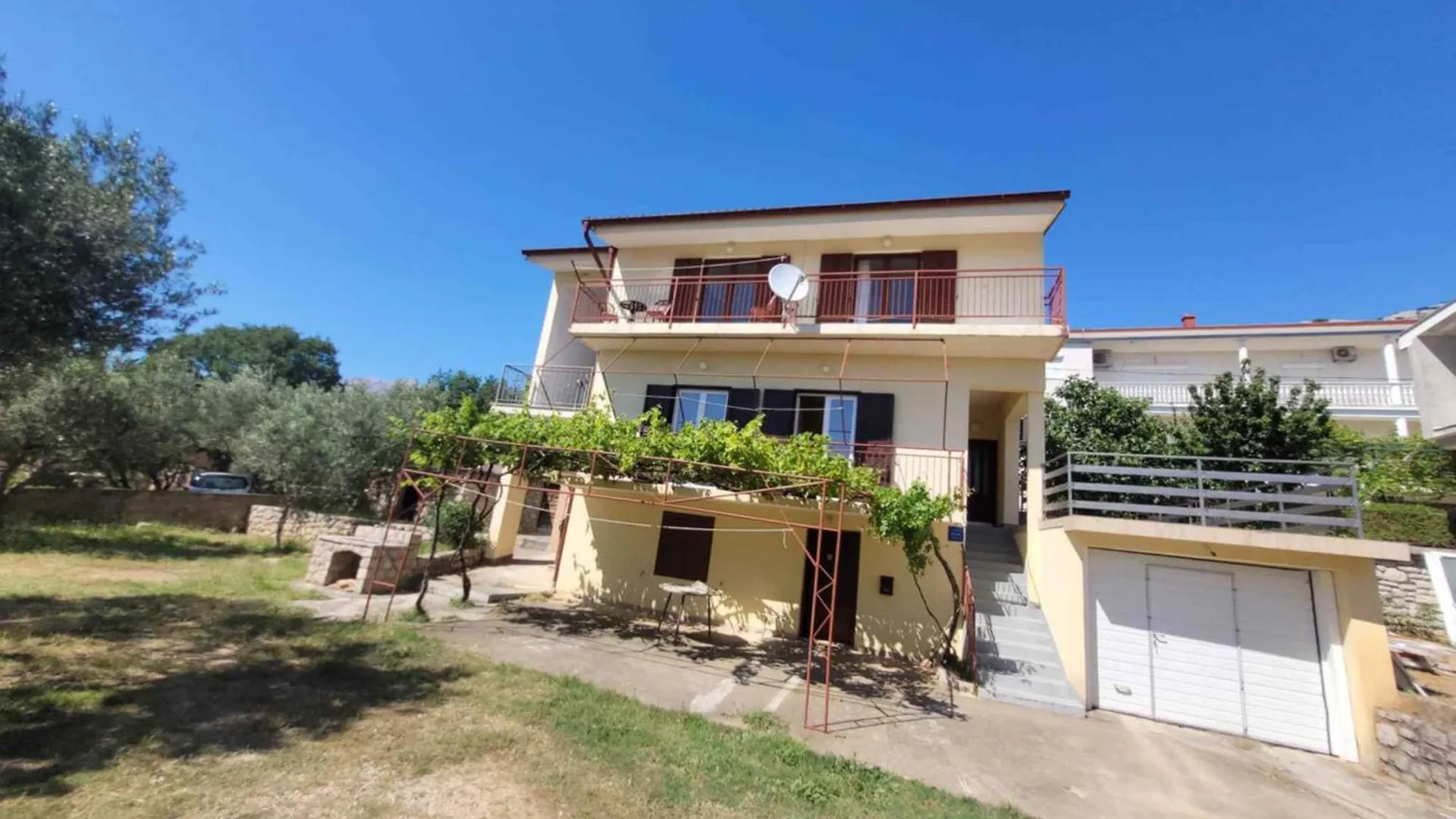 Apartment In Starigrad-Paklenica 6806